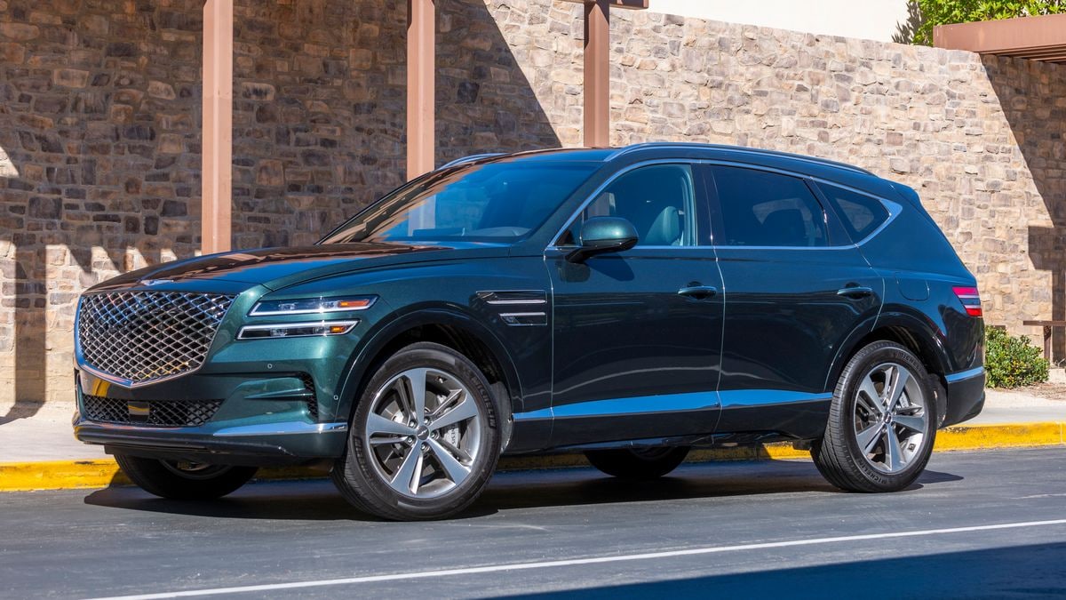 Safest New SUVs and Minivans of 2024 2025 Kelley Blue Book