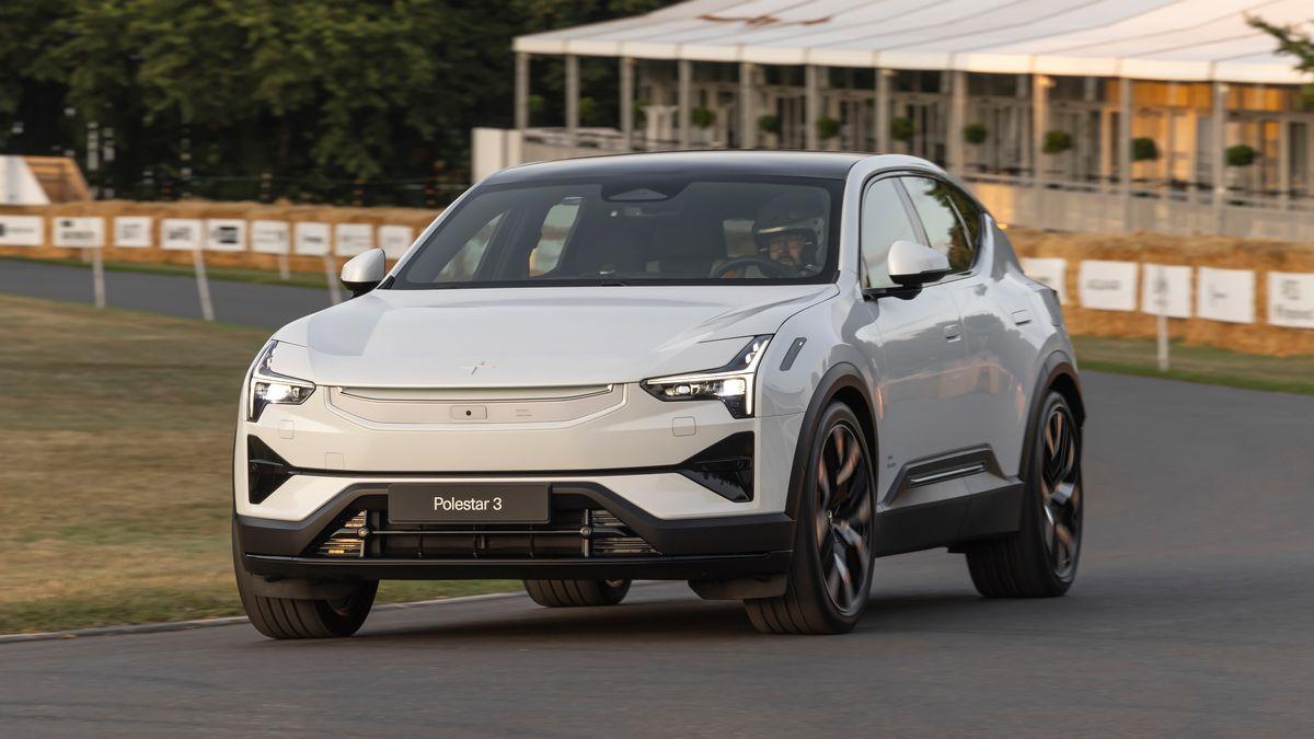 2025 Polestar 3 driving on a track.
