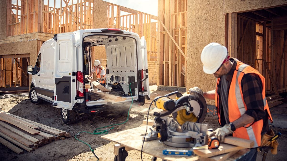2023 Ford E-Transit