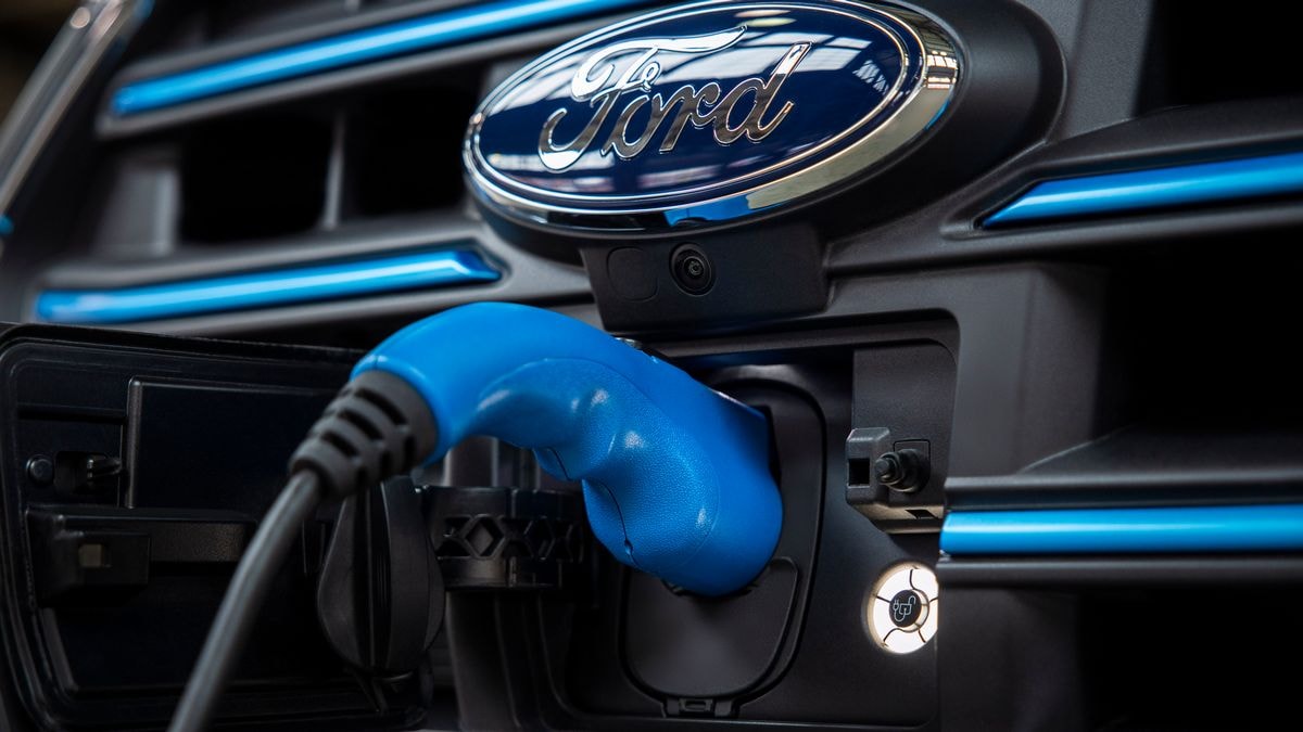2023 Ford E-Transit