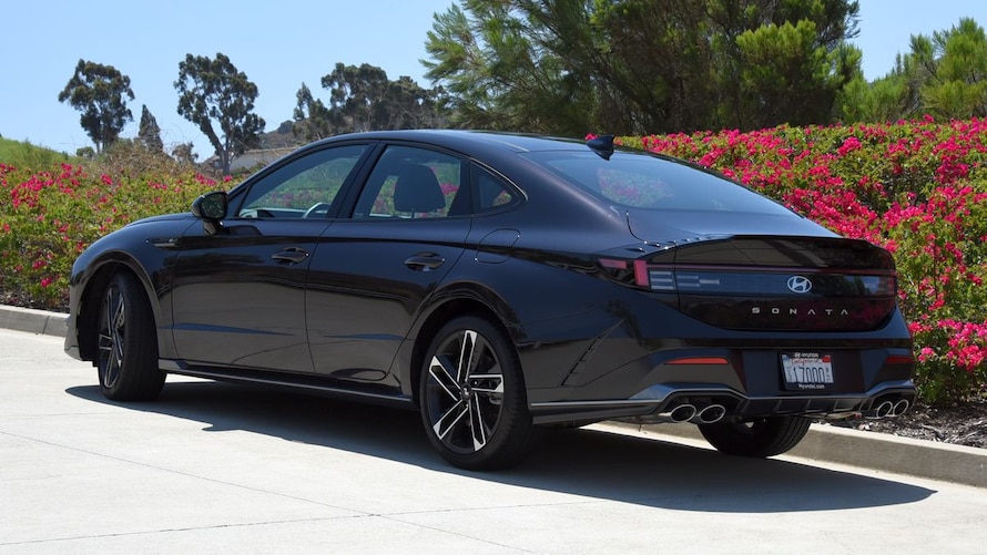 Here’s What You Get on a Fully Loaded 2024 Hyundai Sonata - Kelley Blue ...