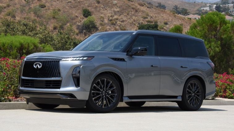 2025 Infiniti QX80 Autograph in Dynamic Metal