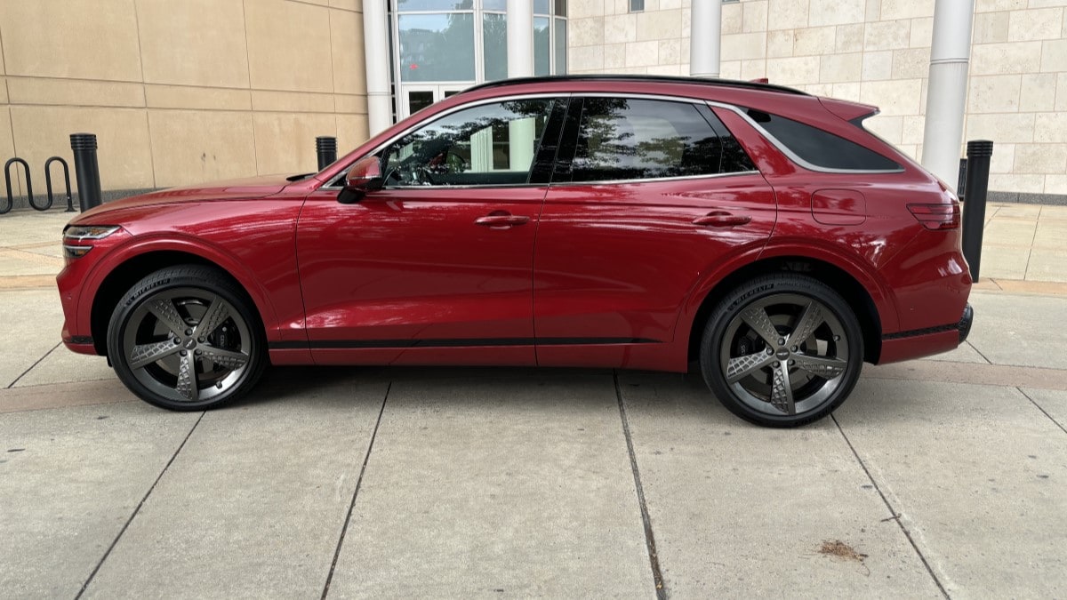 The 2024 Genesis GV70 seen in profile