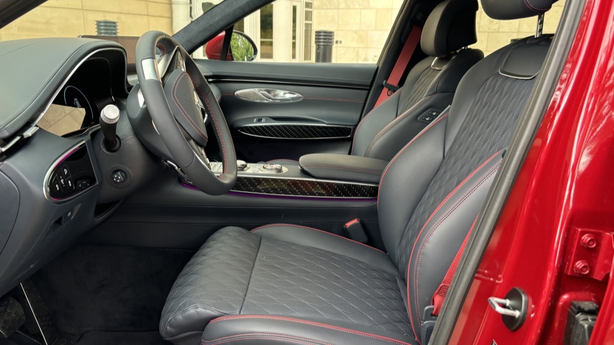 The seats of the 2024 Genesis GV70