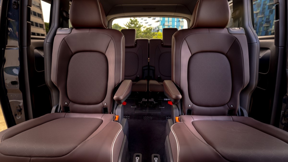 The interior of the 2025 Volkswagen ID. Buzz in its "moonlight" theme