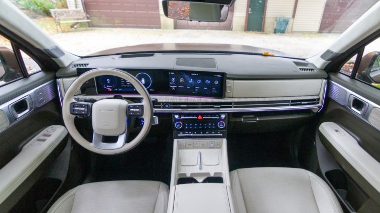 2024-hyundai-santa-fe-calligraphy-dash