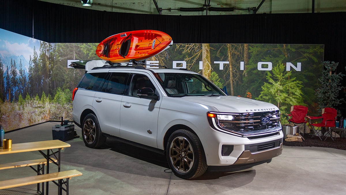 Ford BlueCruise Gets New Options, Pricing With 2025 Expedition Launch Kelley Blue Book