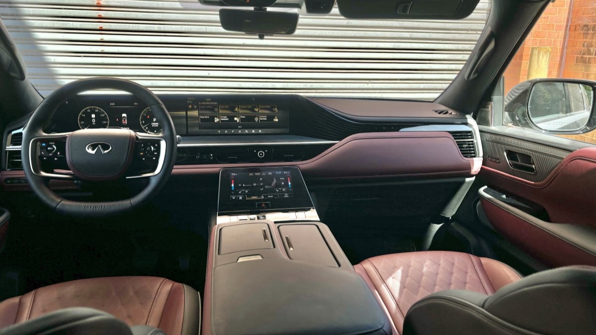 The interior of the 2025 Infiniti QX80