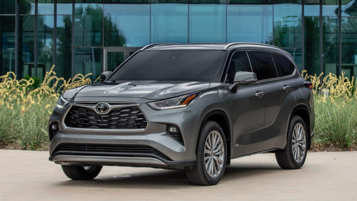 The 2025 Toyota Highlander Hybrid 25th Anniversary Edition