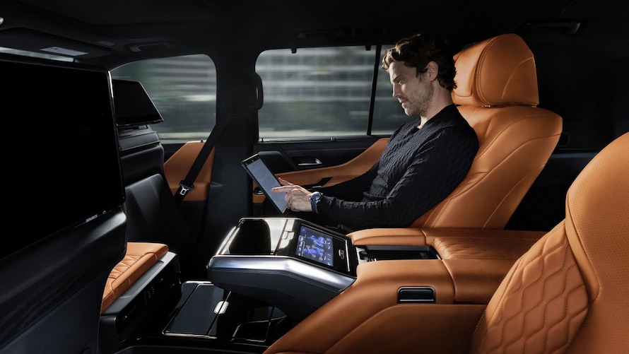 2025 Lexus LX 700h Is Brand’s New Hybrid Flagship SUV Kelley Blue Book