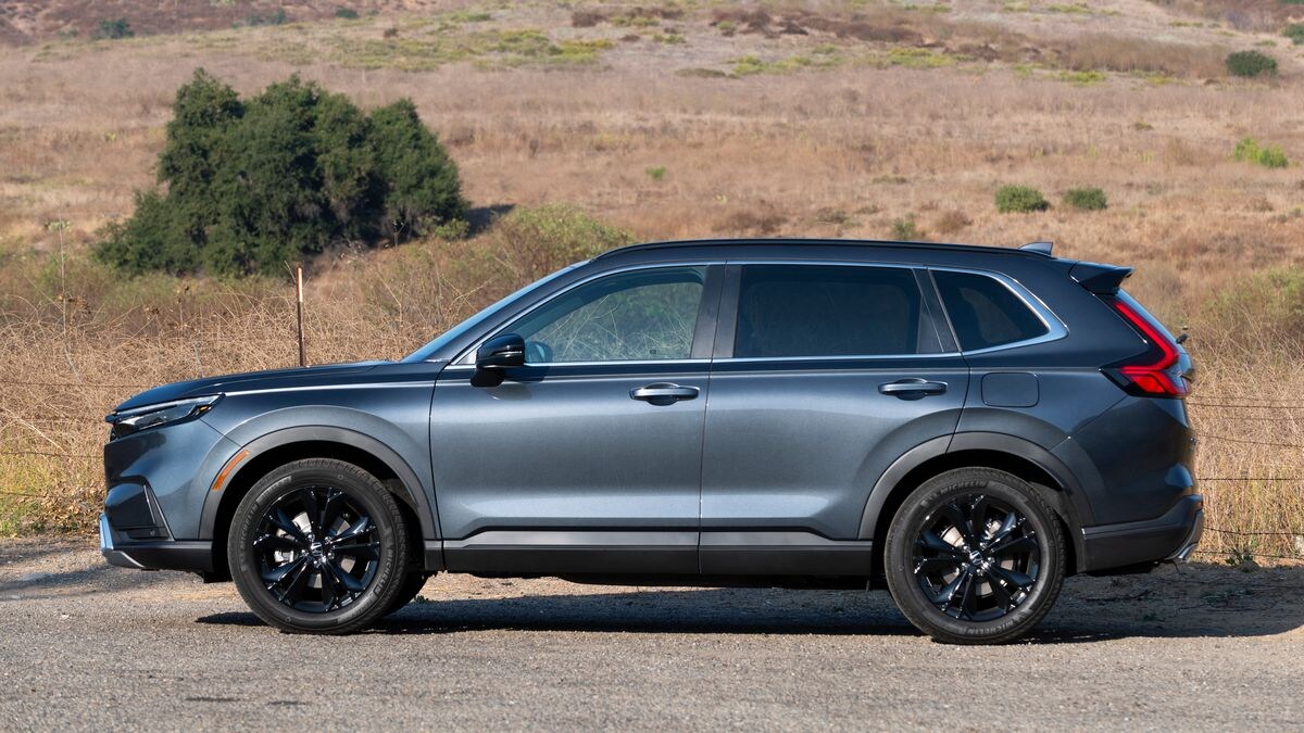 2025 Honda CR-V Hybrid in Solar Silver