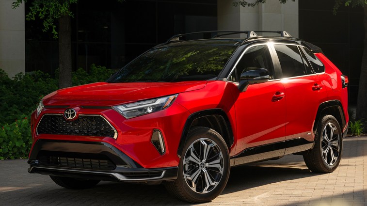 2025-toyota-rav4-plug-in-hybrid