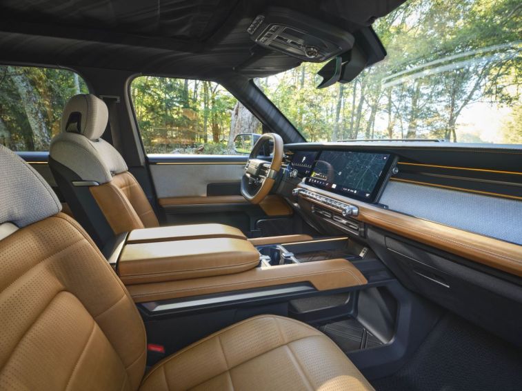 Scout-Traveler-Concept-interior