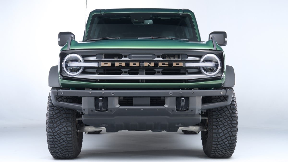 The 2025 Ford Bronco Custom Garage Sinister Bronze Package seen from head on
