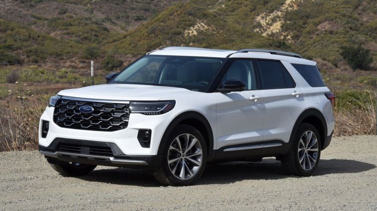 2025 Ford Explorer Platinum
