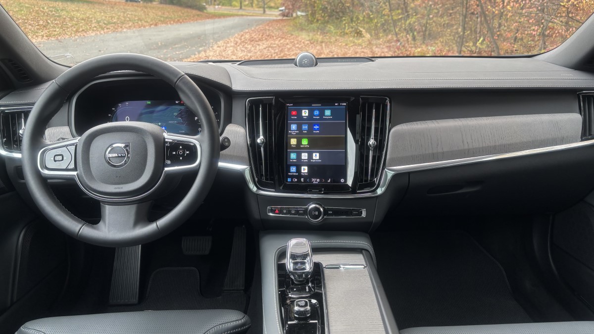 The interior of the The 2025 Volvo V90 Cross Country
