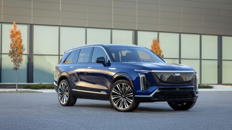 The 2026 Cadillac Vistiq seen from a front quarter angle