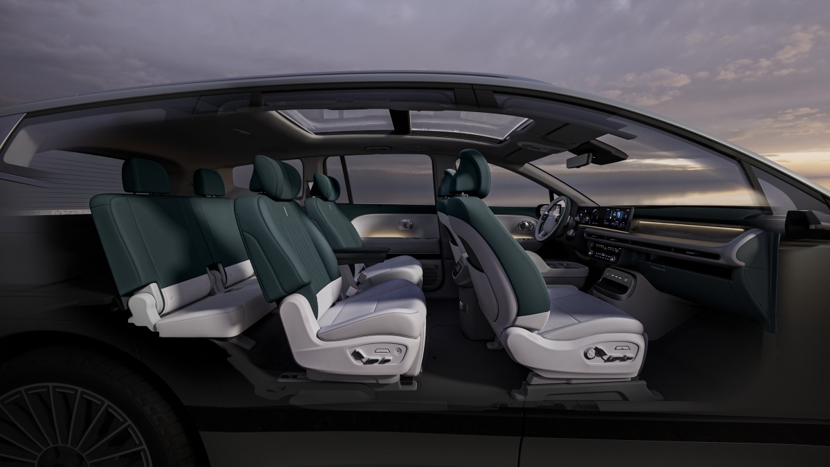 The seats of the 2026 Hyundai Ioniq 9 seen in cutaway