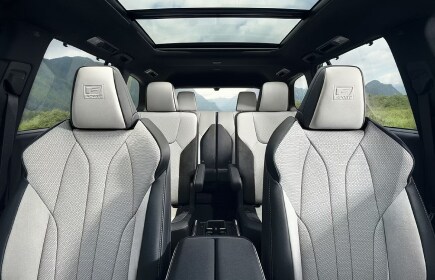 Lexus_TX_Gallery6