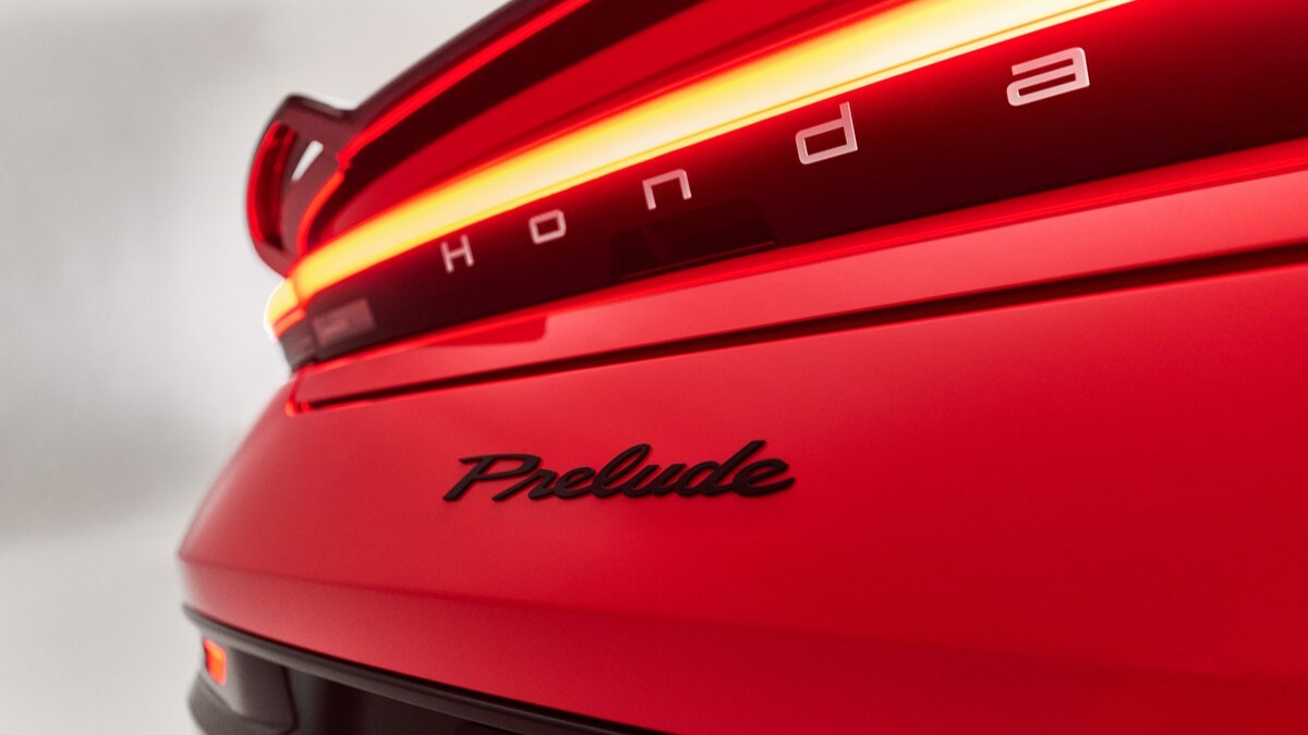 The trunk lid of the Honda Prelude Concept