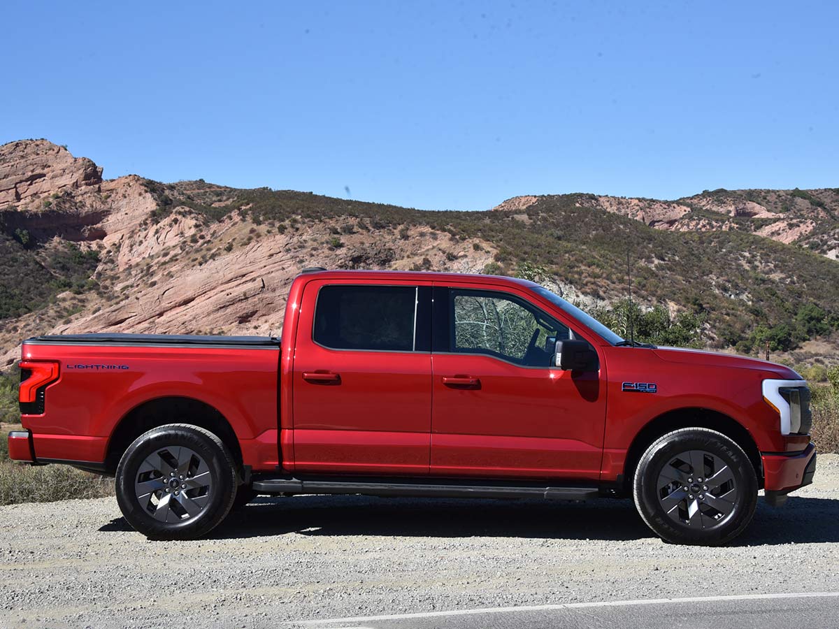 2025 Ford F-150 Lightning