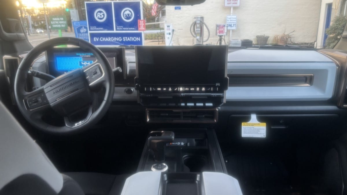 The interior of the 2025 GMC Hummer SUV