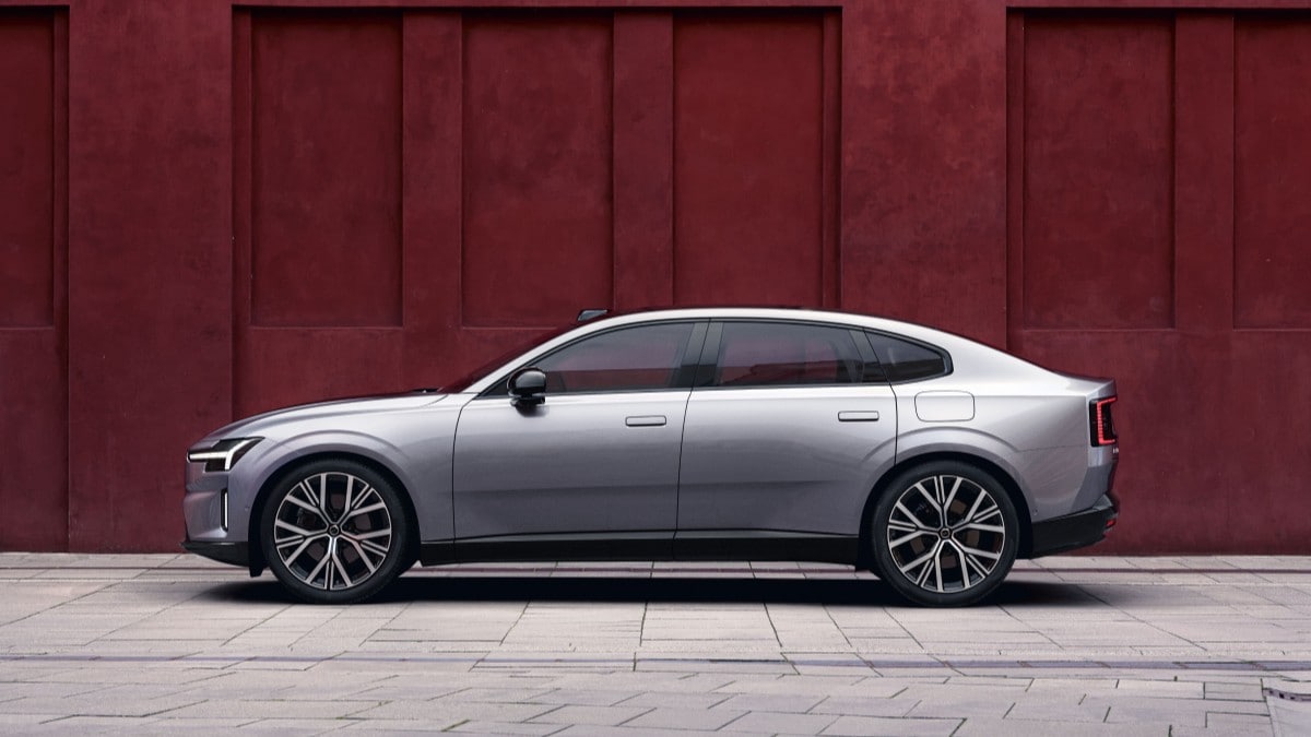The 2026 Volvo ES90 seen in profile