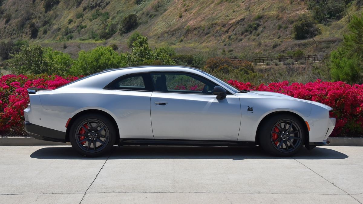 Dodge Delays Cheaper Electric Charger for 2026