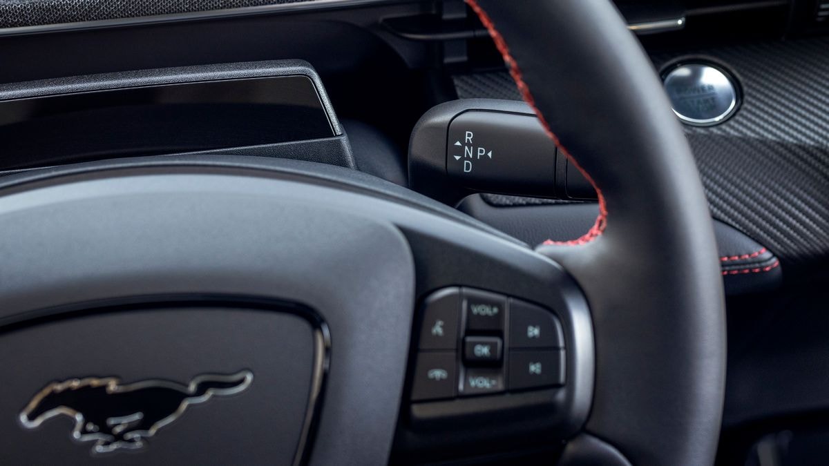 2025 Ford Mustang Mach-E Premium