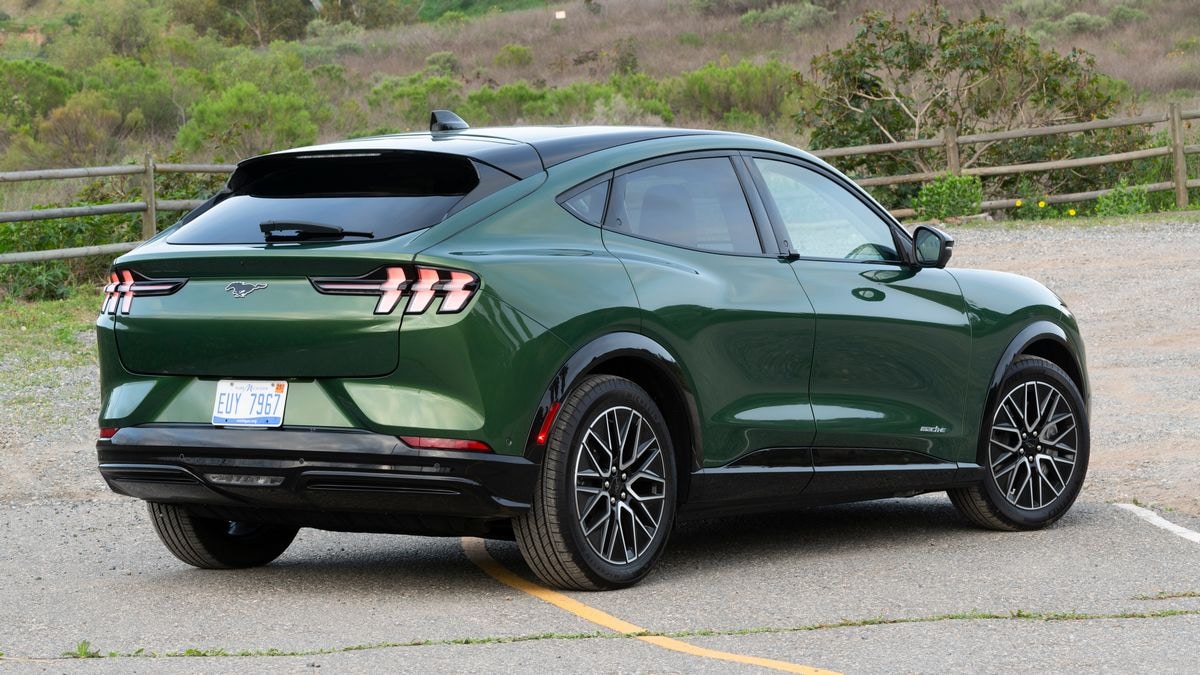 2025 Ford Mustang Mach-E