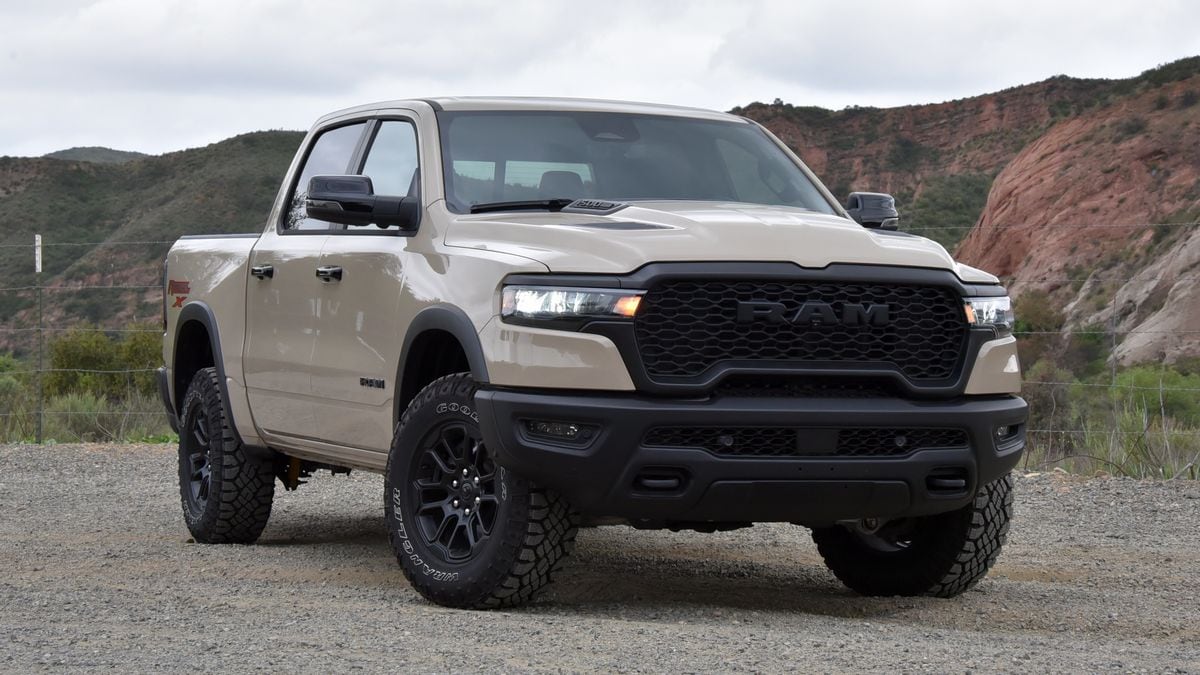 2025-ram-1500-rebel-x-front-right-3qtr