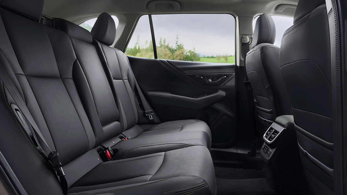2025-subaru-outback-rear-seats