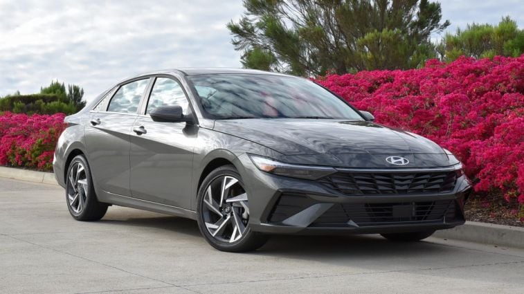 2025 Hyundai Elantra Hybrid