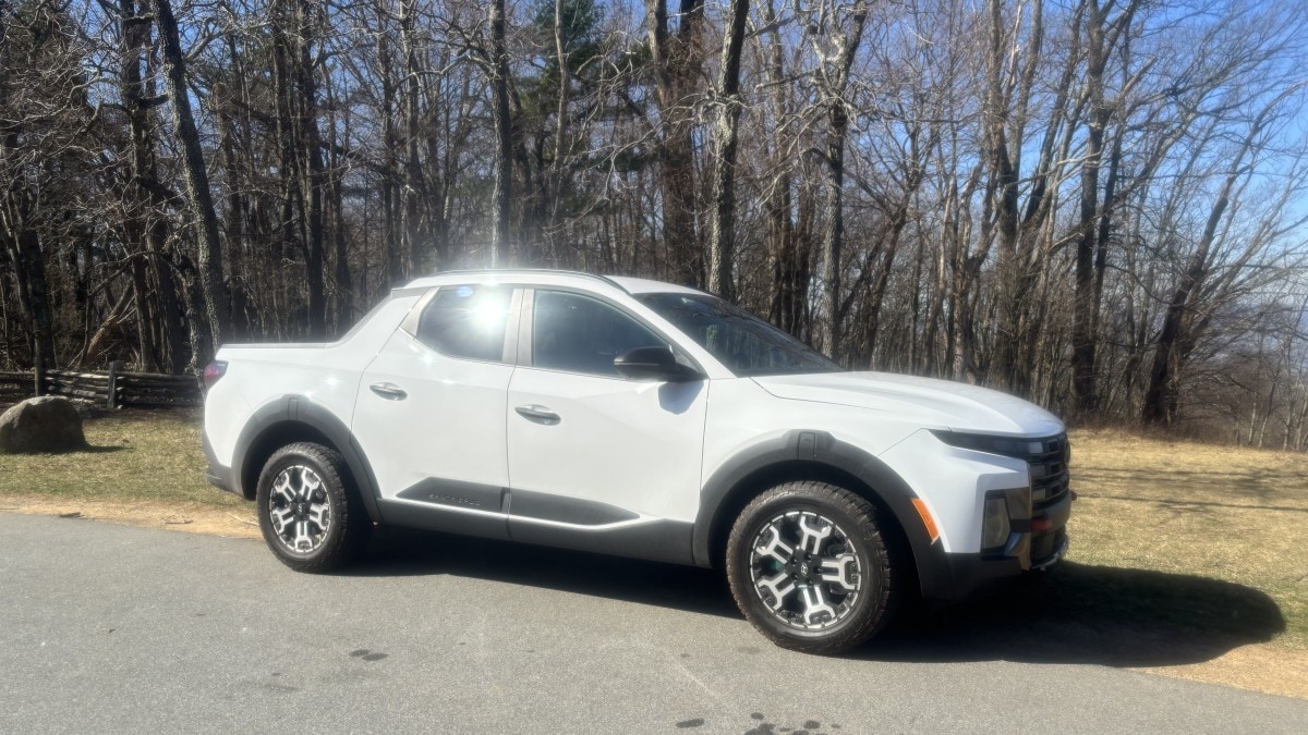 The 2025 Hyundai Santa Cruz XRT seen from a front quarter angle