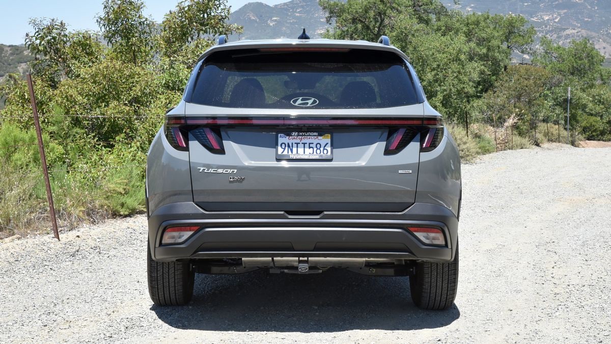 2025-hyundai-tucson-xrt-rear