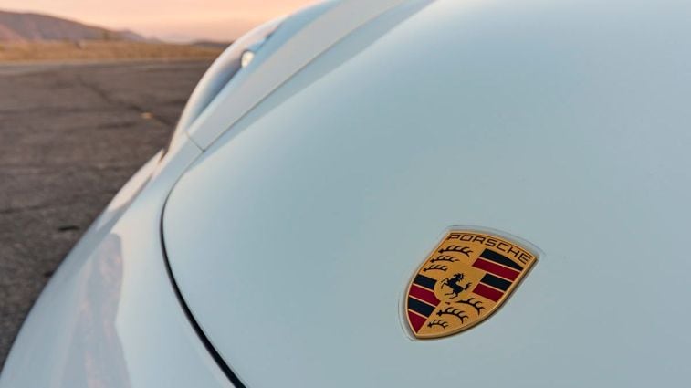 2018 Porsche 718 Boxster hood badge.