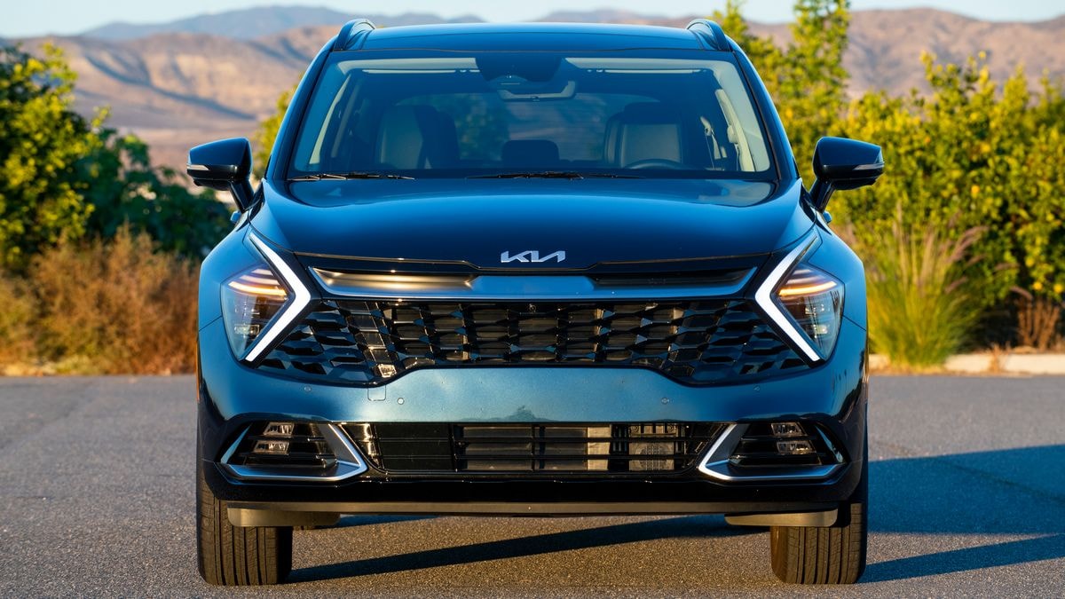 2025-kia-sportage-hybrid-front
