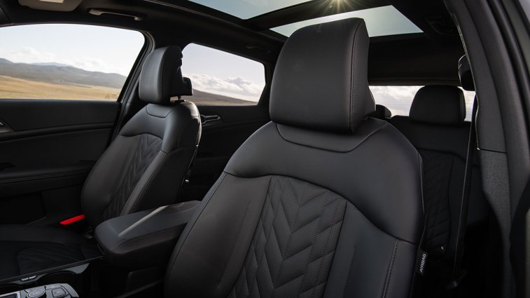 2025 Kia Sportage seats.