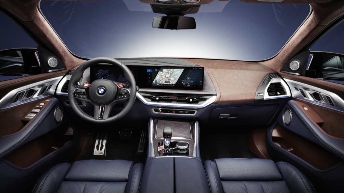 2026 BMW XM Comes in Single, Powerful Trim 2026 BMW XM Comes in Single, Powerful Trim