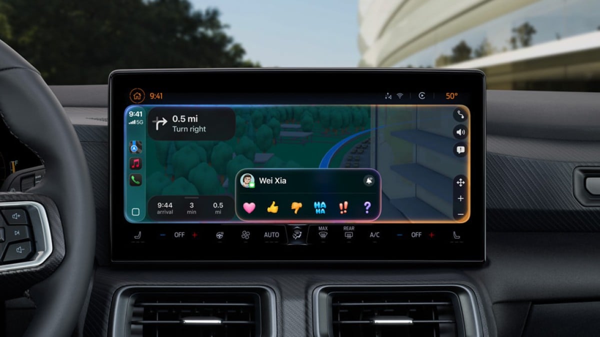 The iOS 26 update of Apple CarPlay showing tapback responses