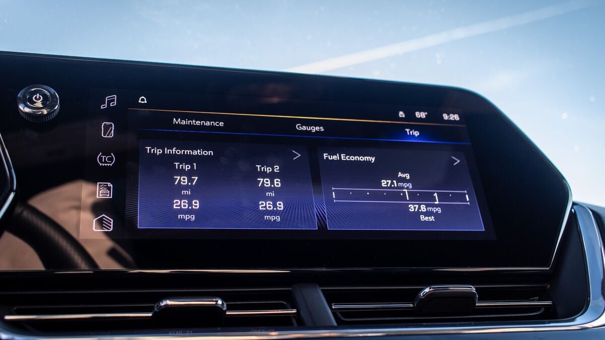 2026-Chevrolet-Trax-efficiency