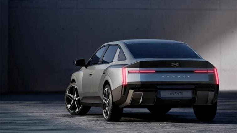 webimage-2027-Hyundai-Elantra-rear-3qtr-wp9xSO.jpg