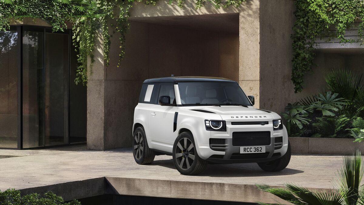 2027_Land_Rover_Defender_90_Vertex_Front3-4
