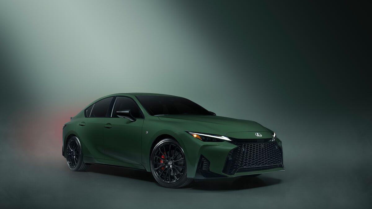 2027-lexus-is-special-3-qtr-front