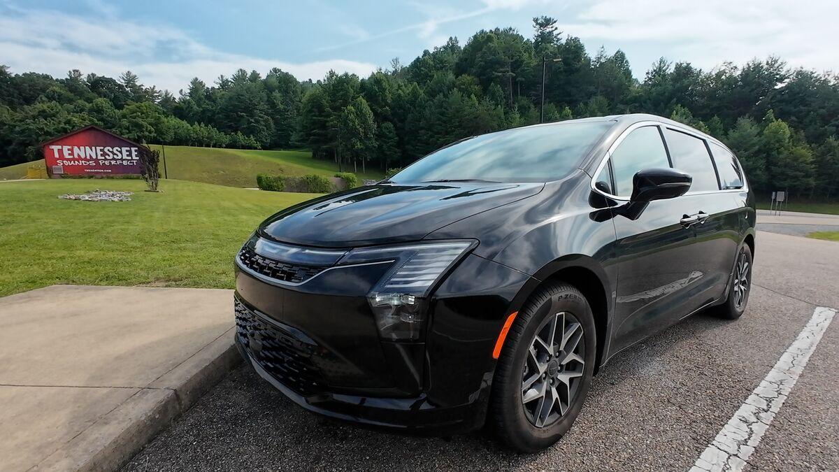 Taking the Long Way Home in the 2027 Chrysler Pacifica