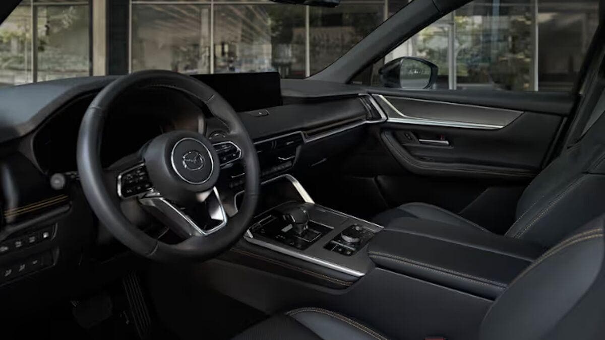 2025-CX-70-PHEV-Research-1_cf3a4e