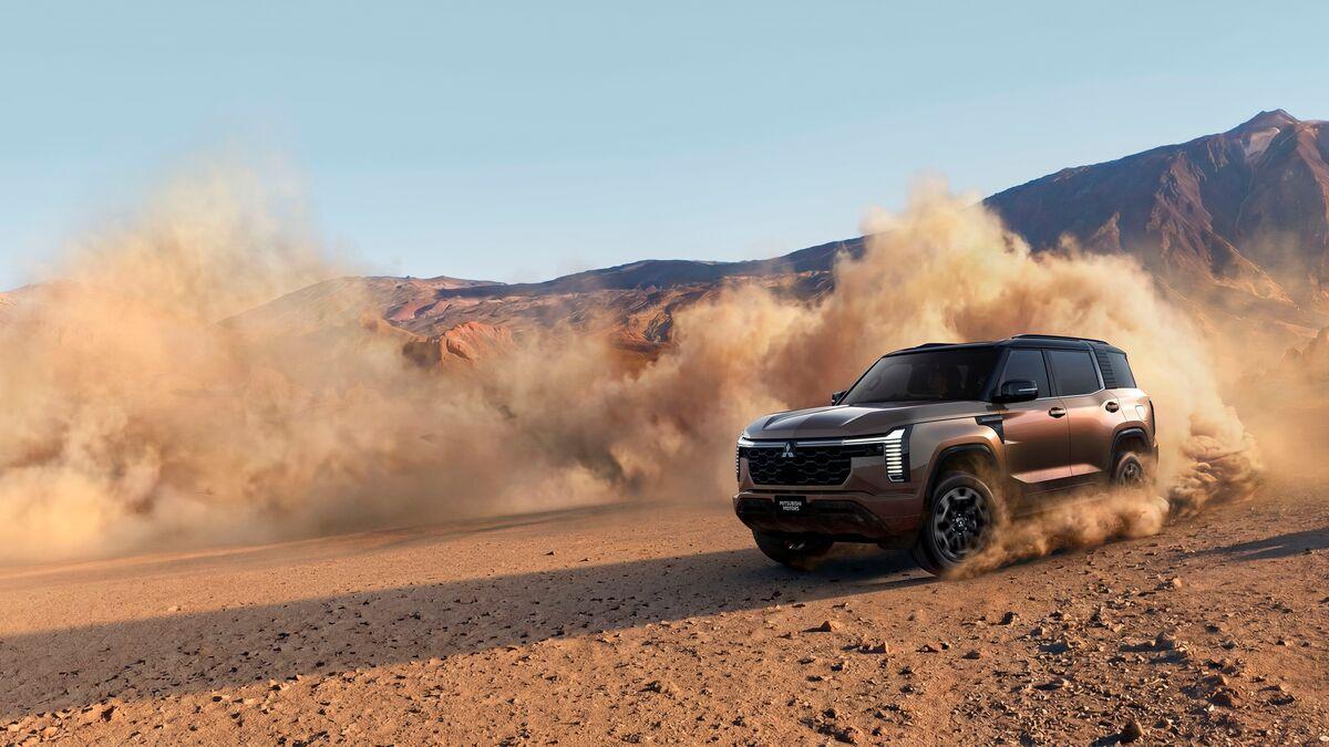 Mitsubishi Taunts the U.S. With a New Pajero SUV