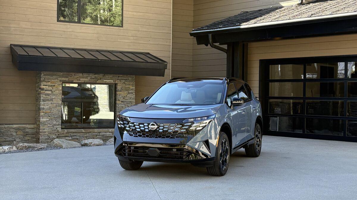 2027-nissan-rogue-hybrid-front