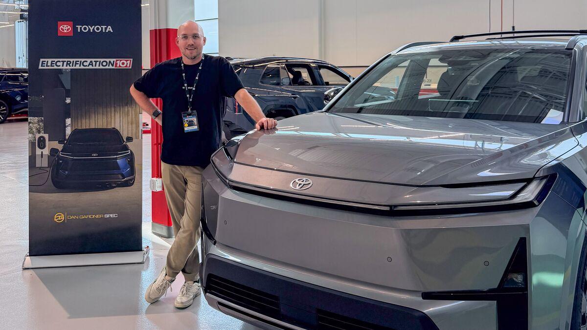 Toyota-Electrification-Class-Highlander-EV-demo