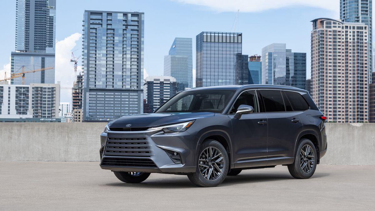 2027-Lexus-TX-Front